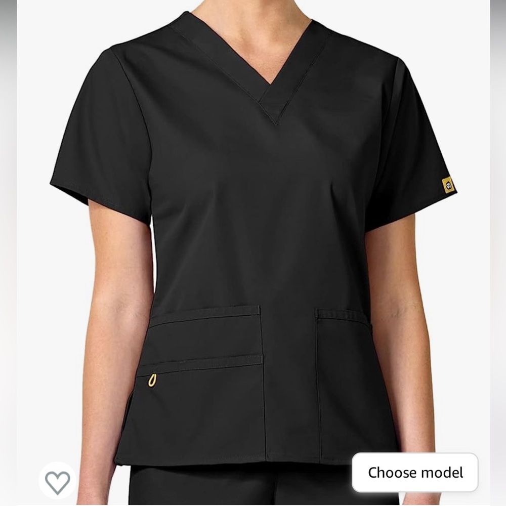 Madagascar Scrub shirt black used small